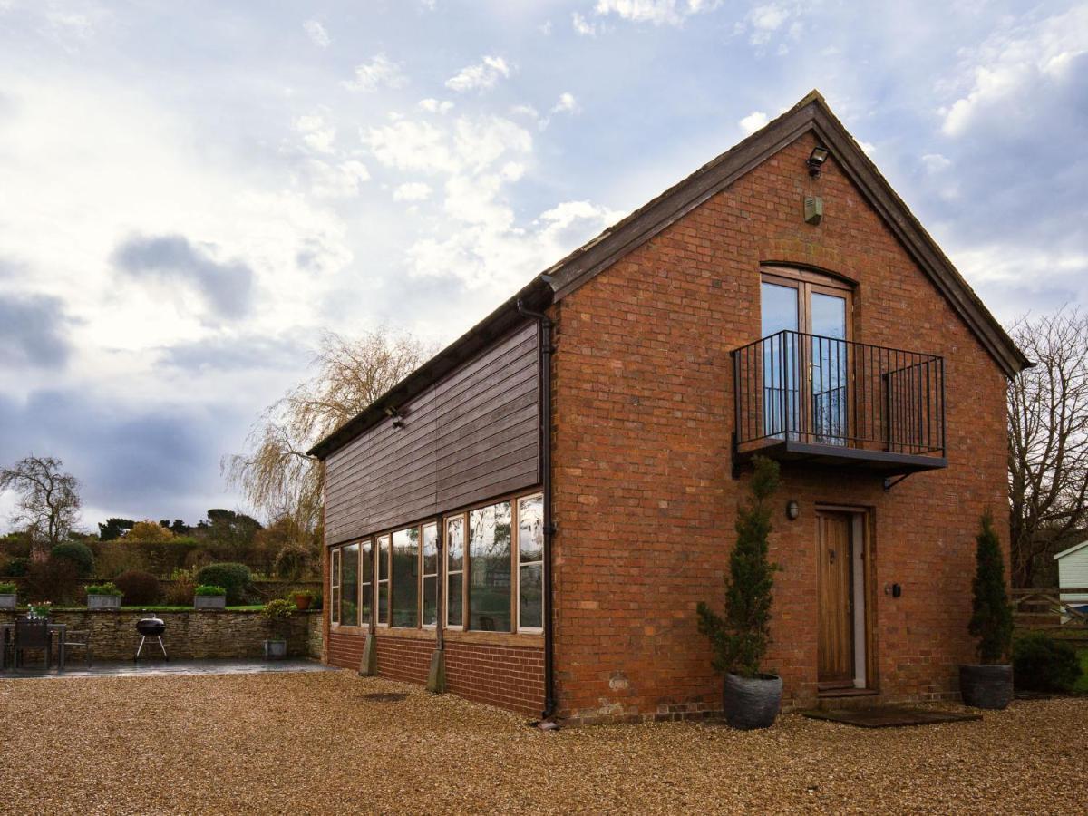 Villa Granary At Rectory Farm Wolford Exterior foto