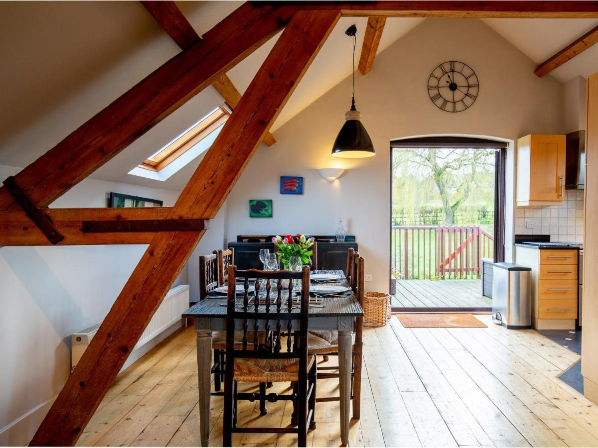 Villa Granary At Rectory Farm Wolford Exterior foto